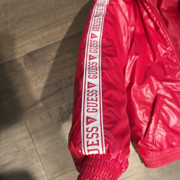 Pink with subtle sparkles Girls size 16 Guess jacket. Only worn once. - Picture 5 of 6